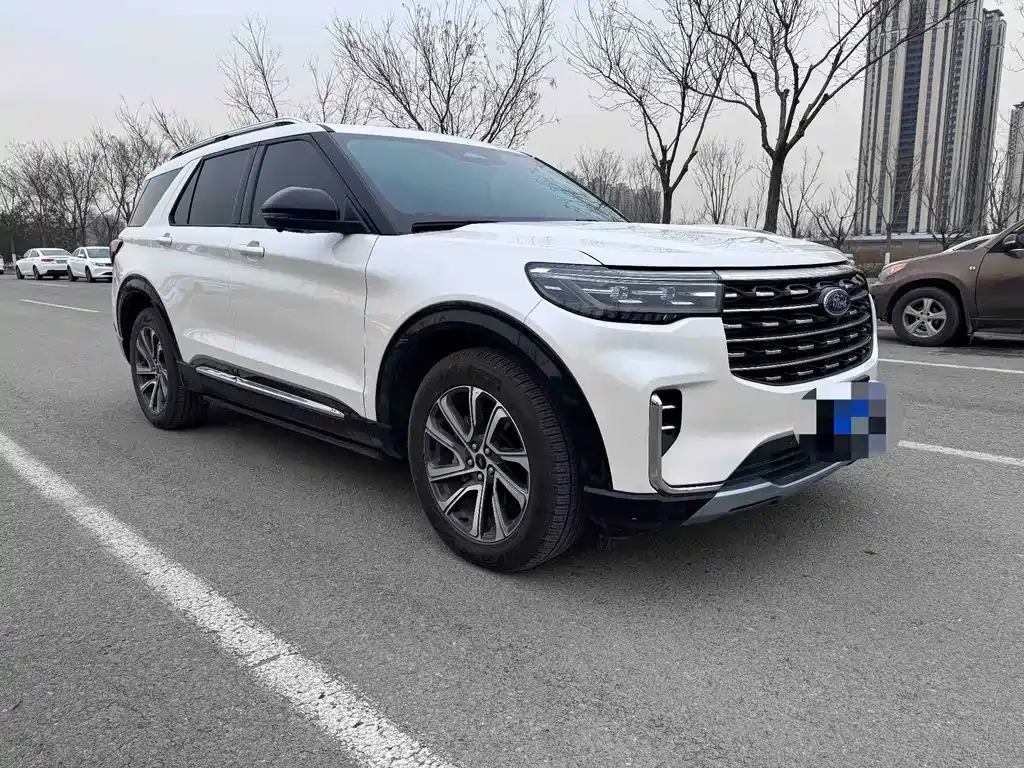 Ford Explorer 2025 из CN, фото 1