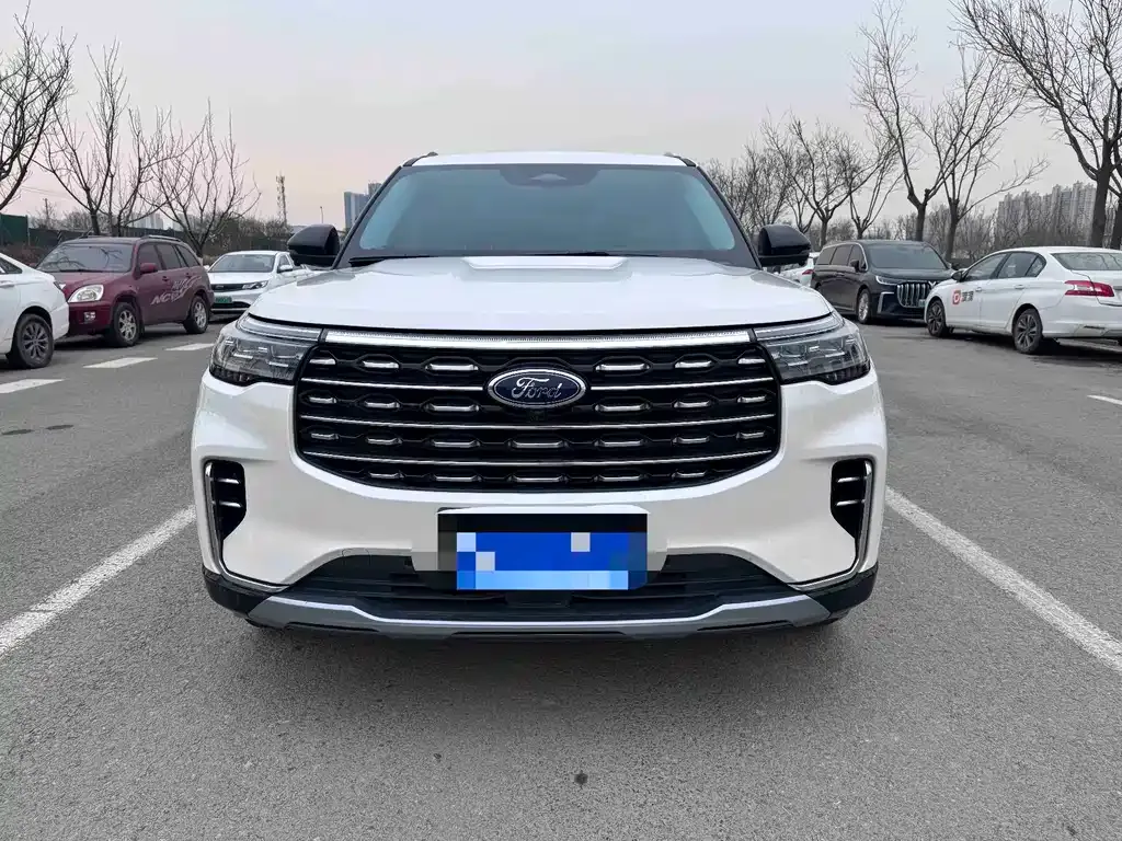 Ford Explorer 2025 из CN, фото 2