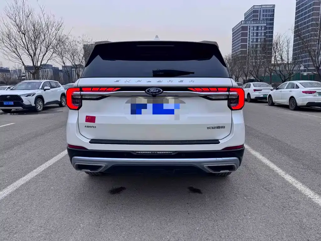 Ford Explorer 2025 из CN, фото 3