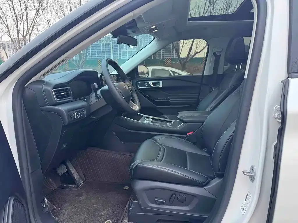 Ford Explorer 2025 из CN, фото 6