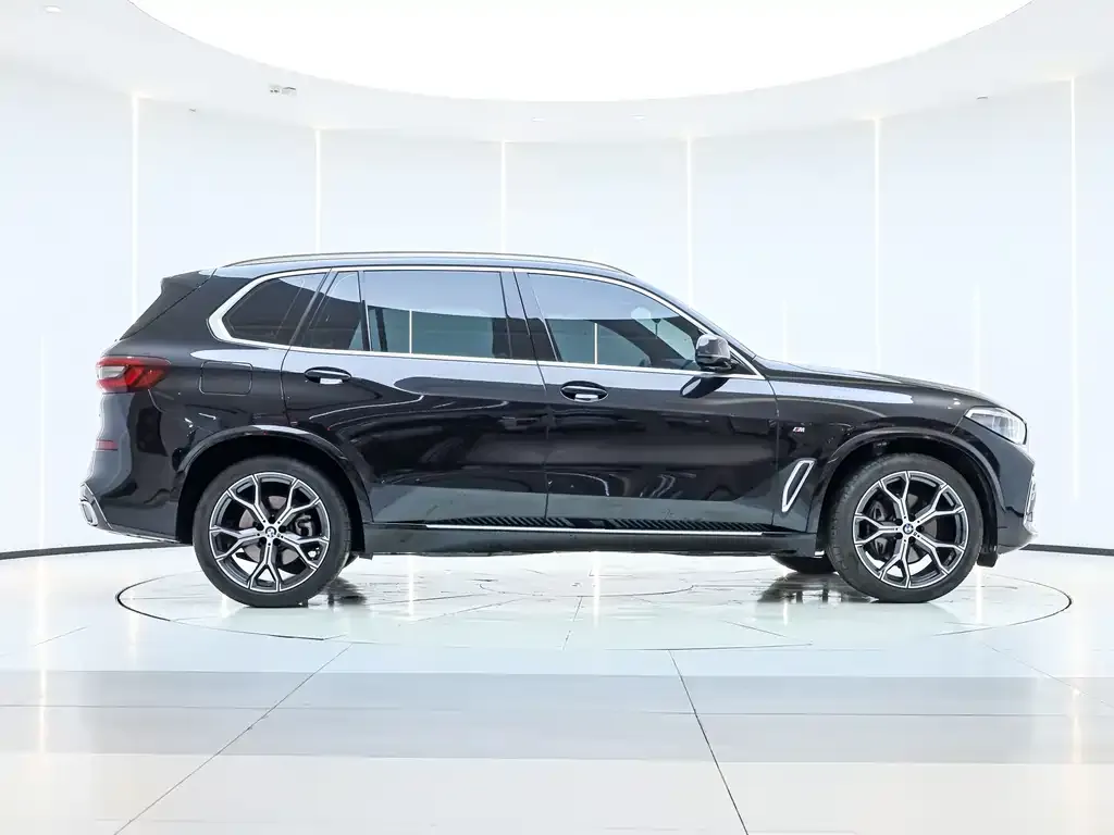 BMW X5 2023 из CN, фото 2