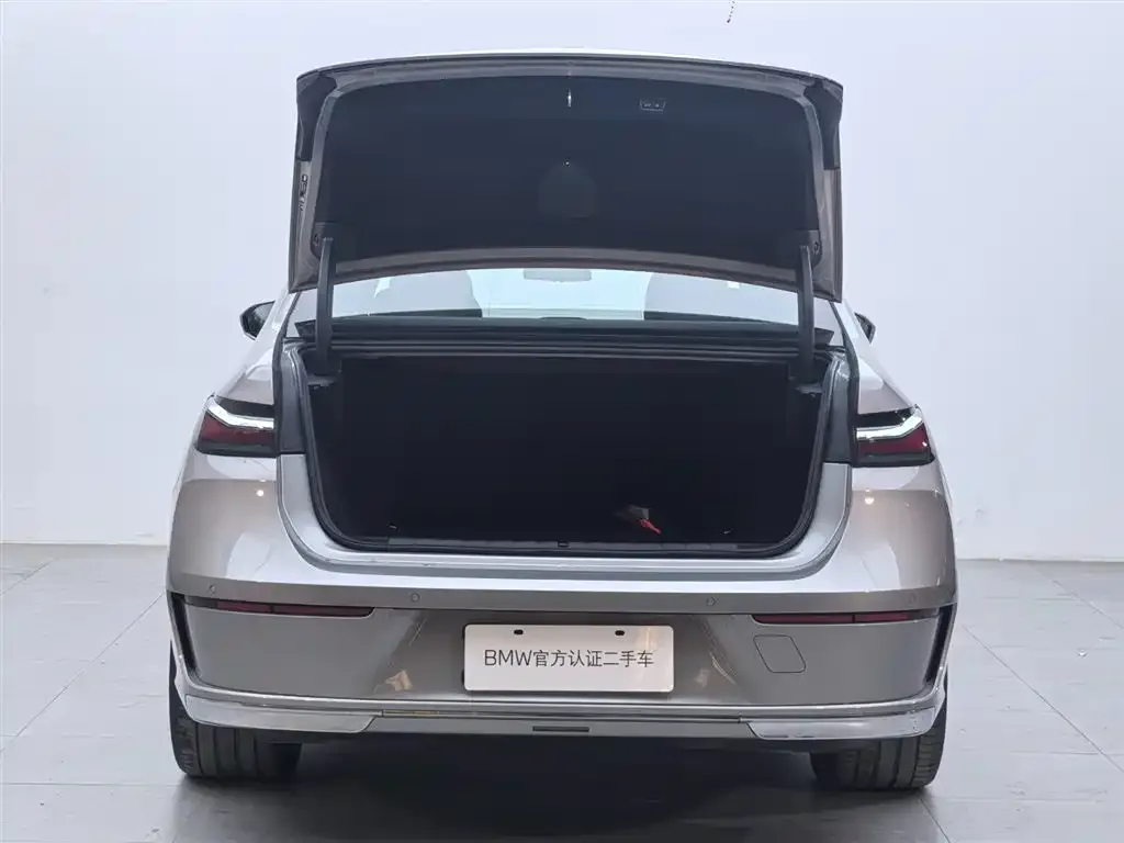 BMW i7 2023 из CN, фото 5