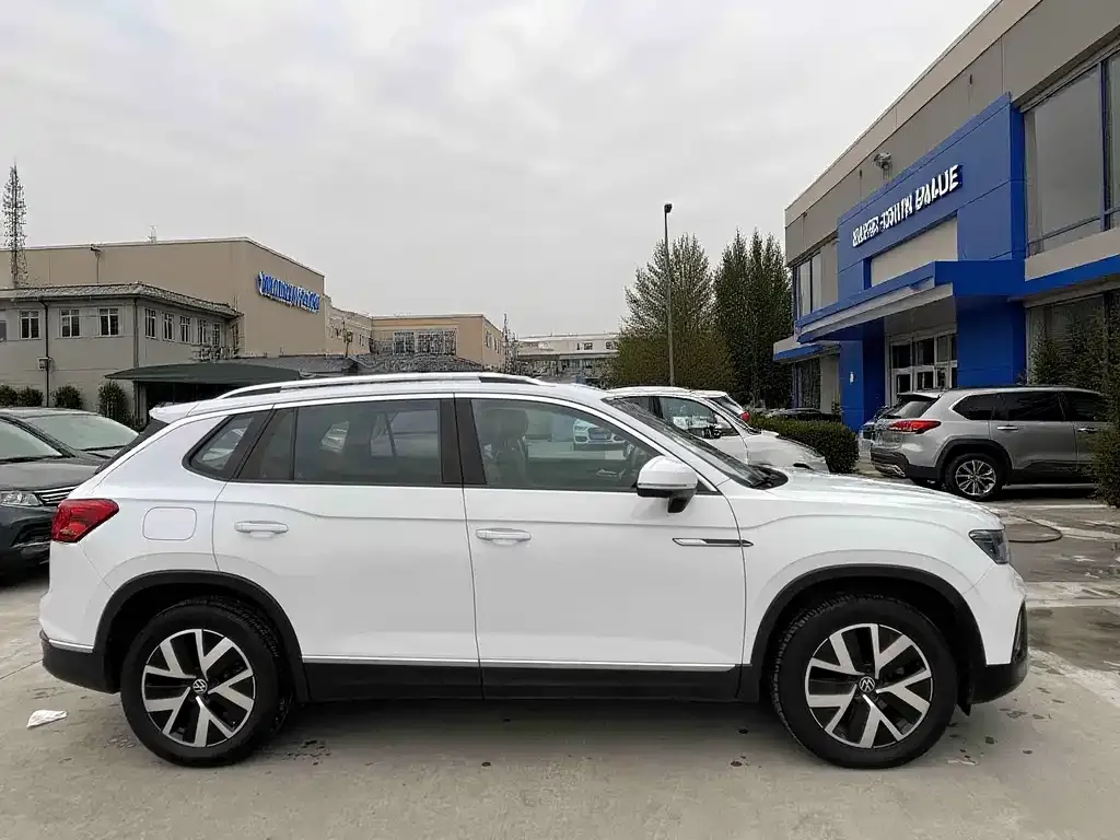 Volkswagen Tayron 2023 из CN, фото 5