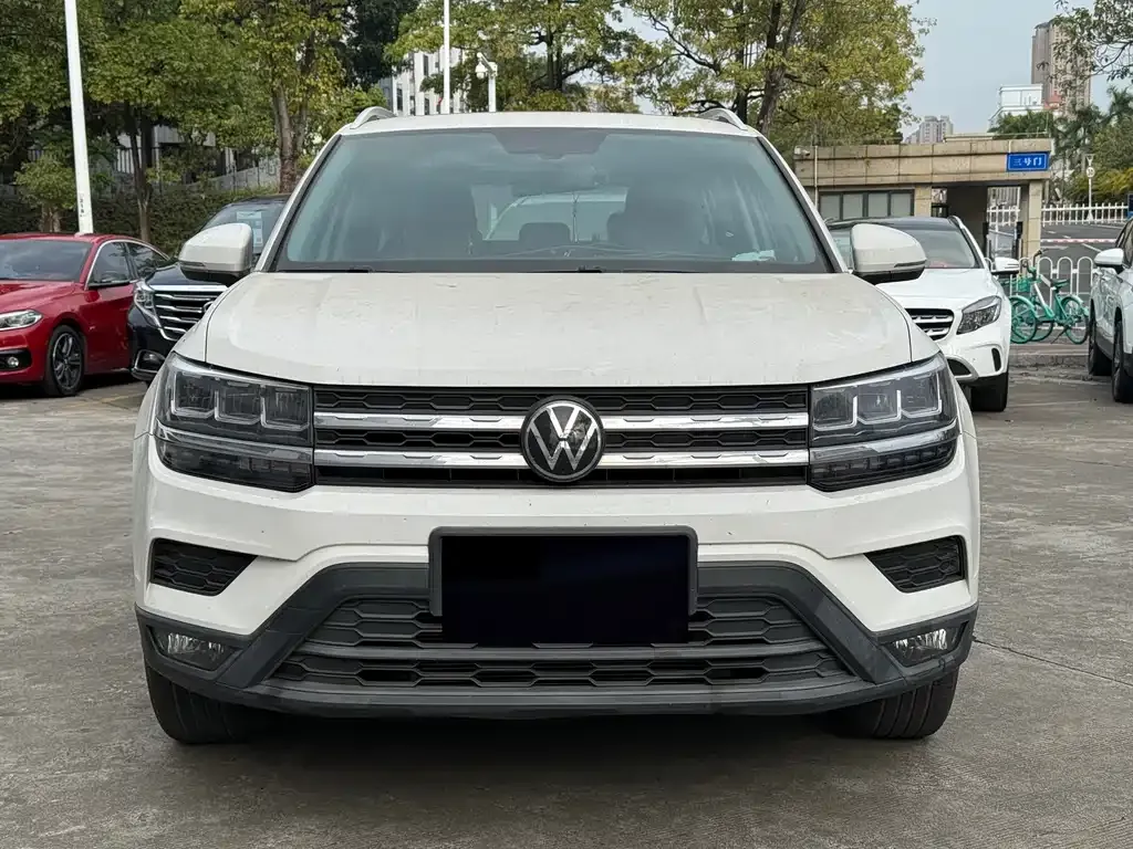Volkswagen Tharu 2022 из CN, фото 5