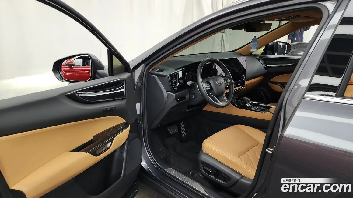 Lexus NX 2025 из KR, фото 4