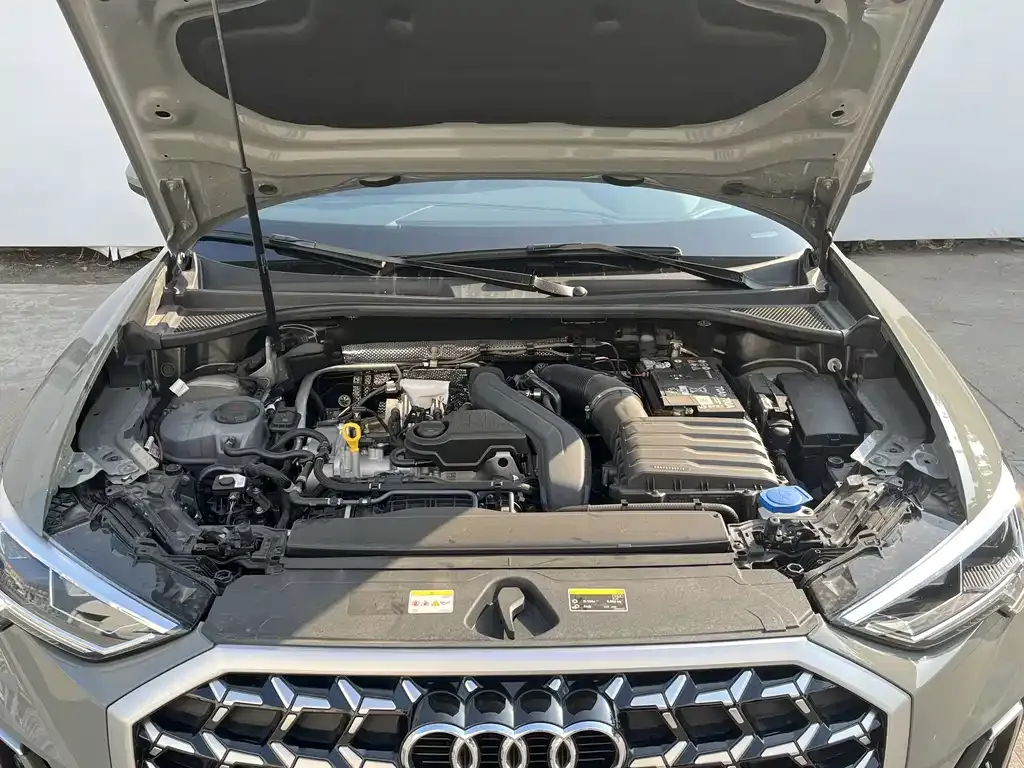 Audi Q3 2025 из CN, фото 5