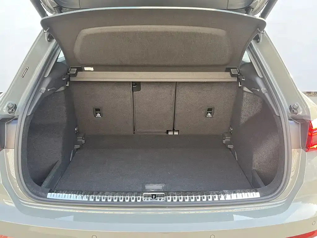 Audi Q3 2025 из CN, фото 10