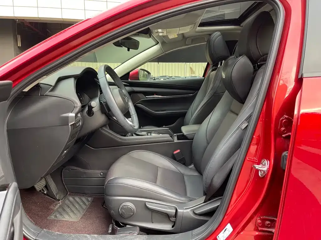 Mazda 3 Axela 2021 из CN, фото 10