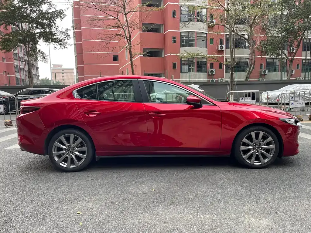 Mazda 3 Axela 2021 из CN, фото 5
