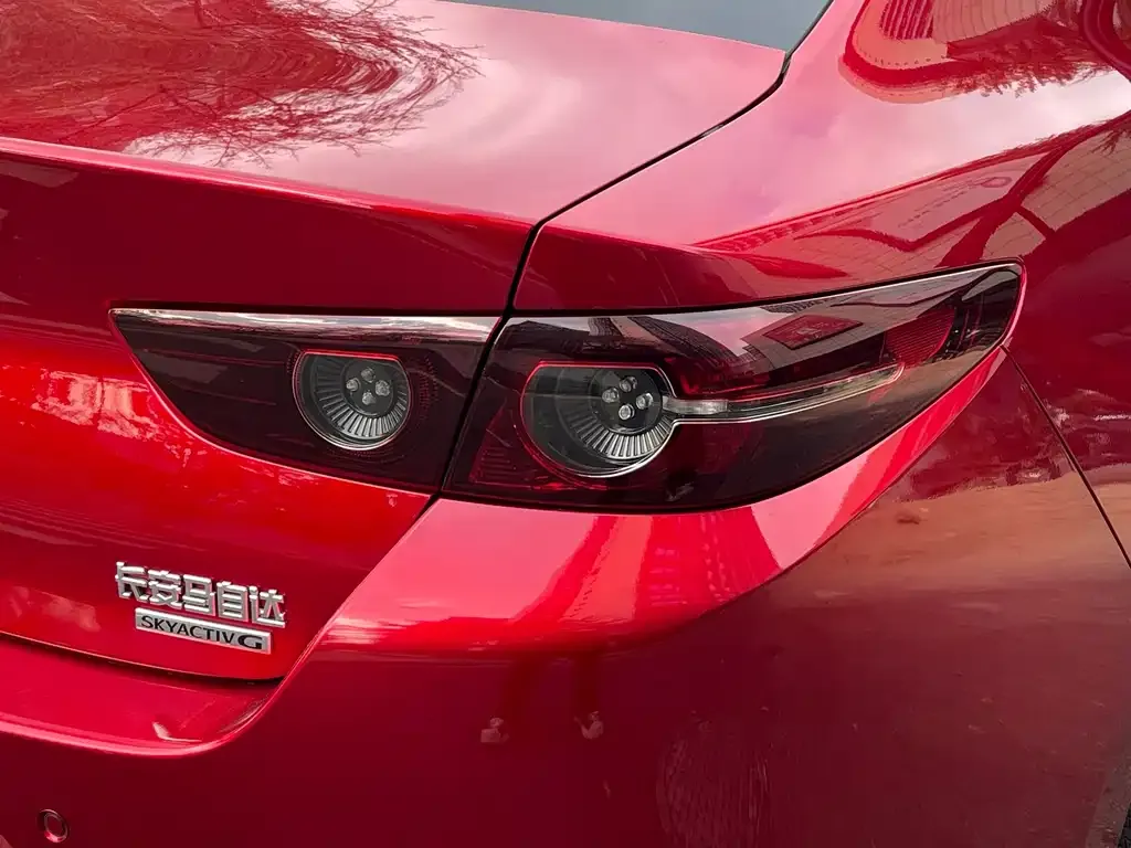 Mazda 3 Axela 2021 из CN, фото 2