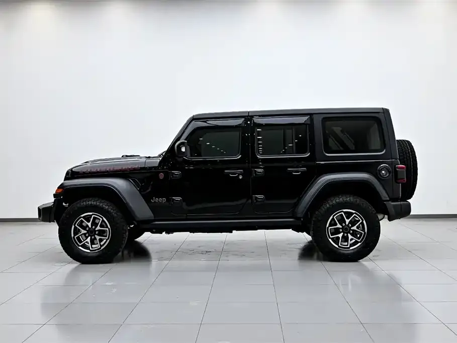 Jeep Wrangler 2025 из CN, фото 2