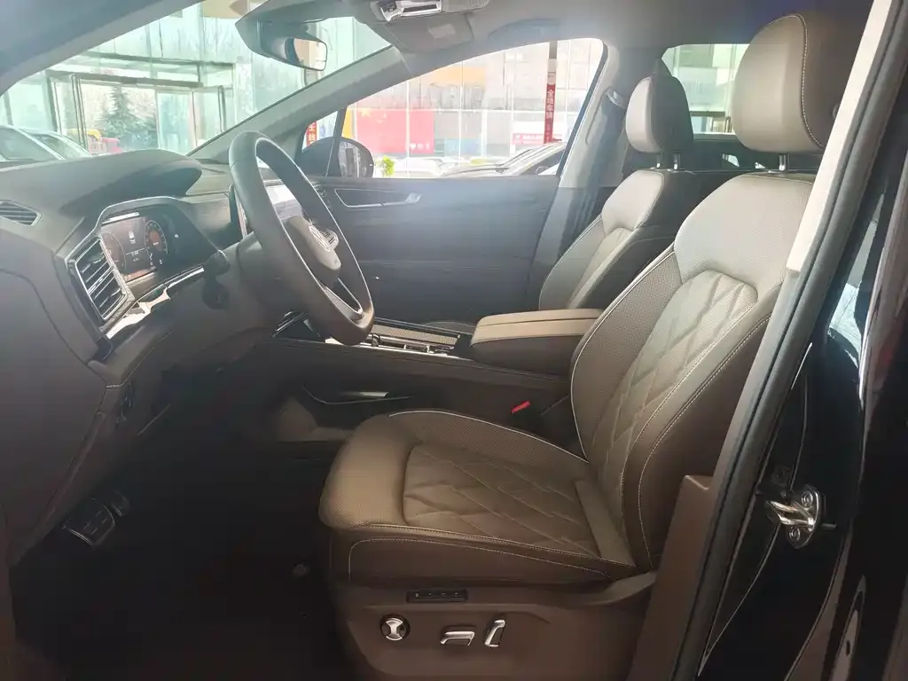 Volkswagen Viloran 2024 из CN, фото 7
