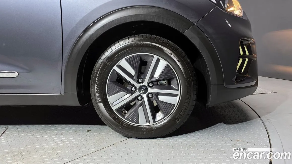 Kia Niro 2021 из KR, фото 10