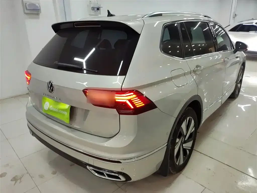 Volkswagen Tiguan L 2023 из CN, фото 5