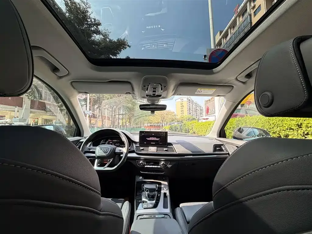 Audi Q5L 2023 из CN, фото 4