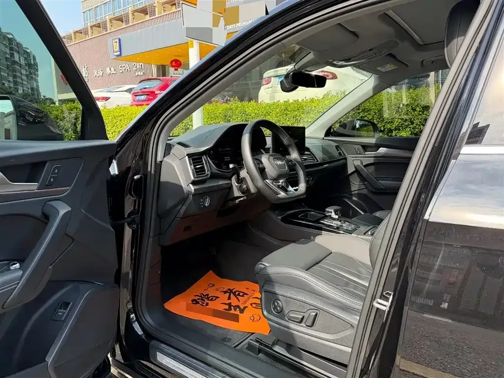 Audi Q5L 2023 из CN, фото 5