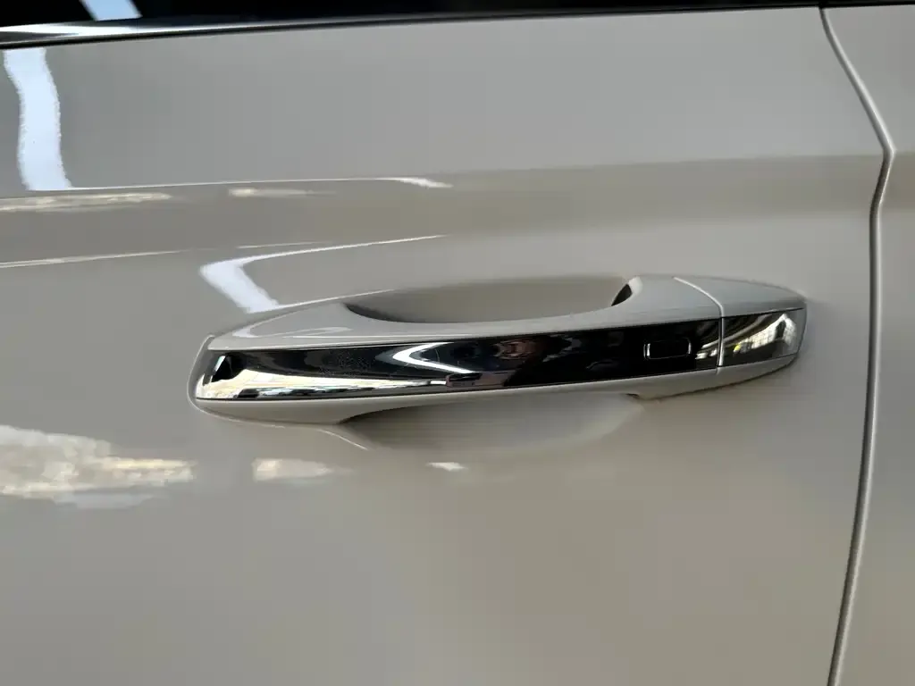 Skoda Karoq 2022 из CN, фото 2