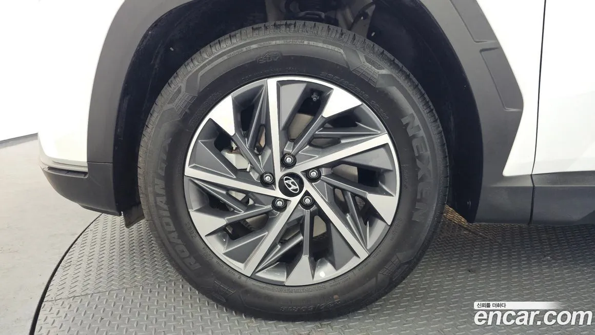 Hyundai Tucson 2023 из KR, фото 8