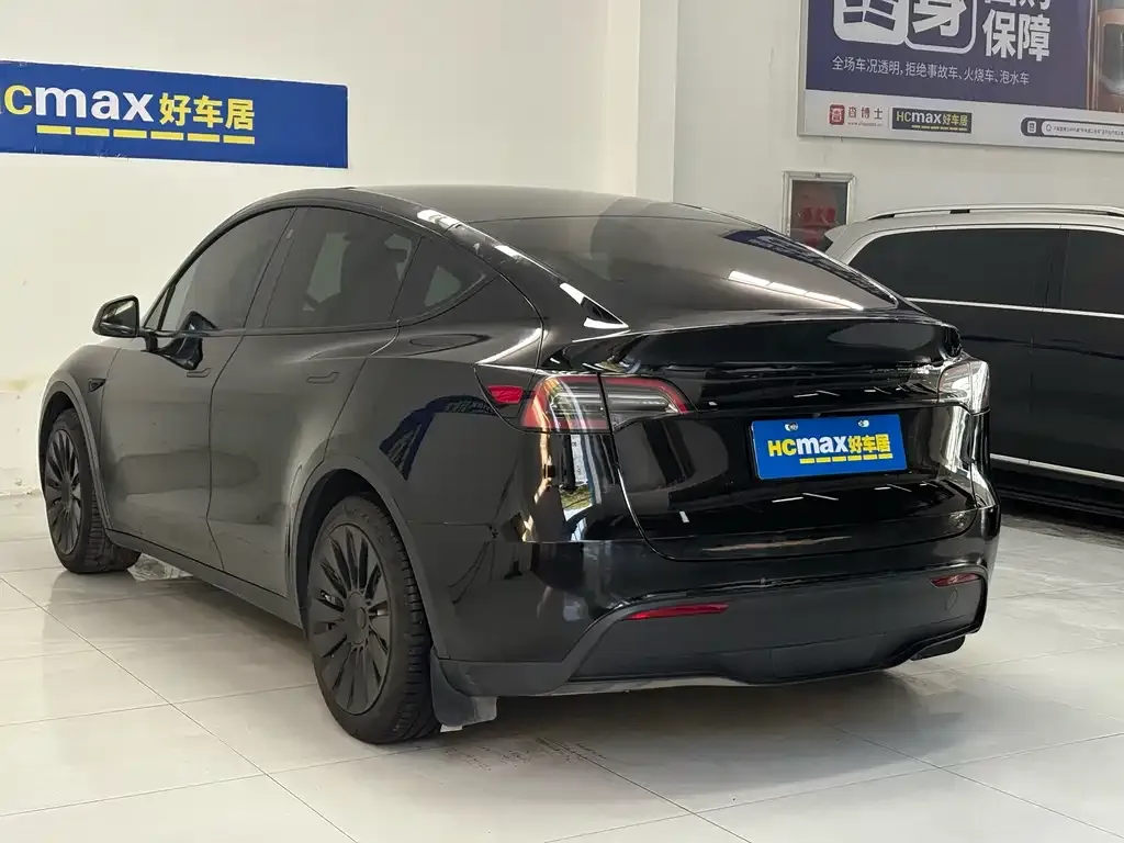 Tesla Model Y 2023 из CN, фото 8