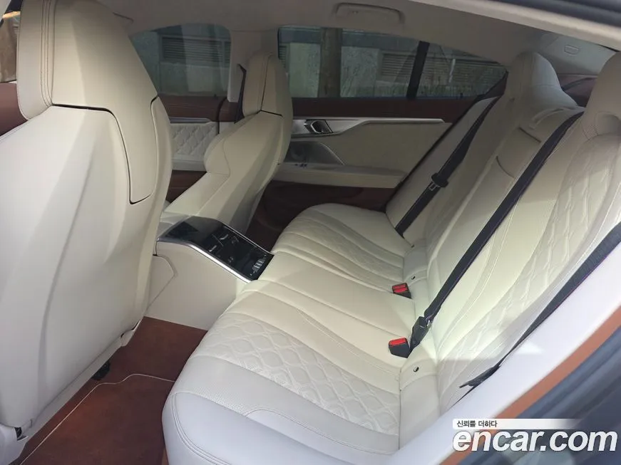 BMW M8 2022 из KR, фото 3