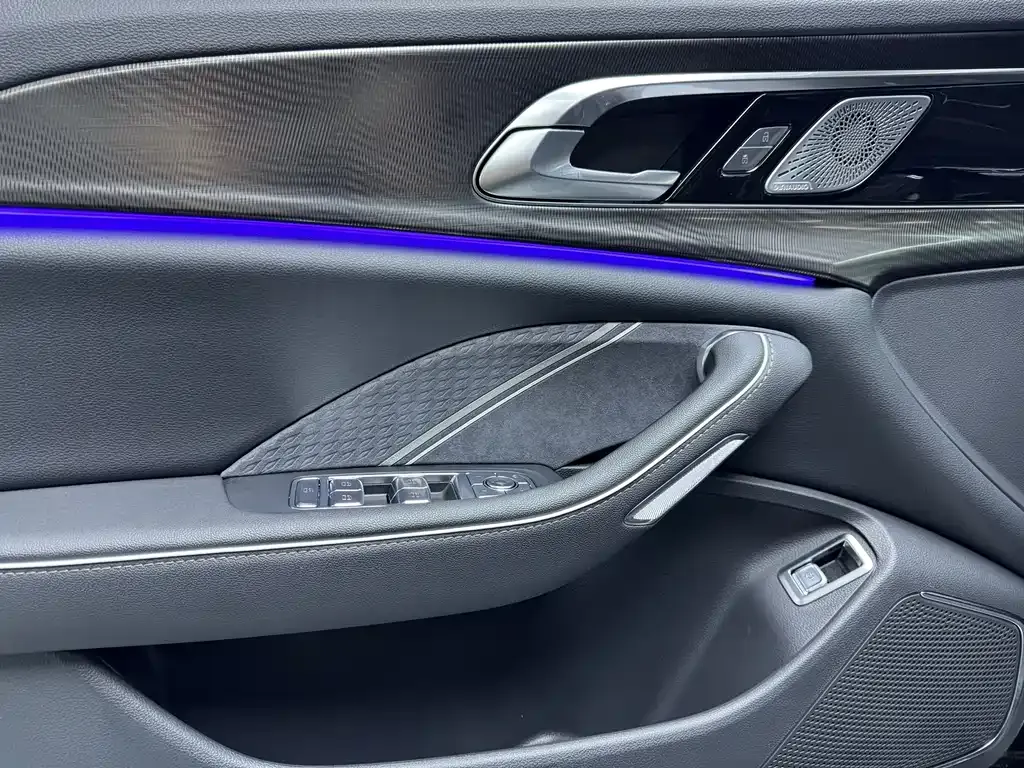 Hongqi H6 2025 из CN, фото 7