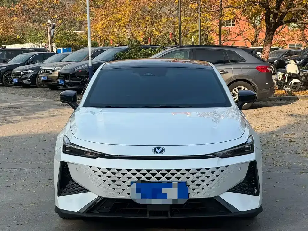 Changan UNI-V 2024 из CN, фото 3