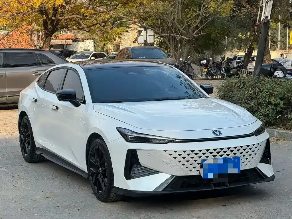 Changan UNI-V 2024 из CN, фото 9