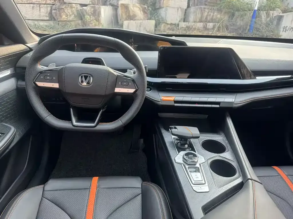 Changan UNI-V 2024 из CN, фото 7