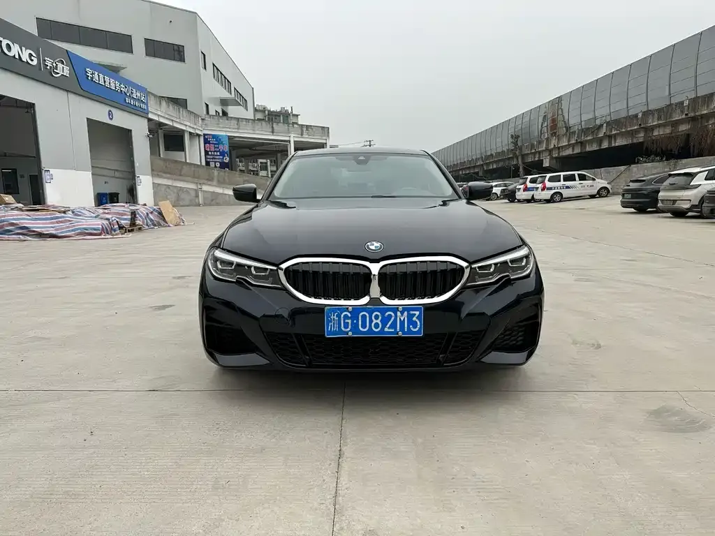 BMW 3 Series 2022 из CN, фото 3