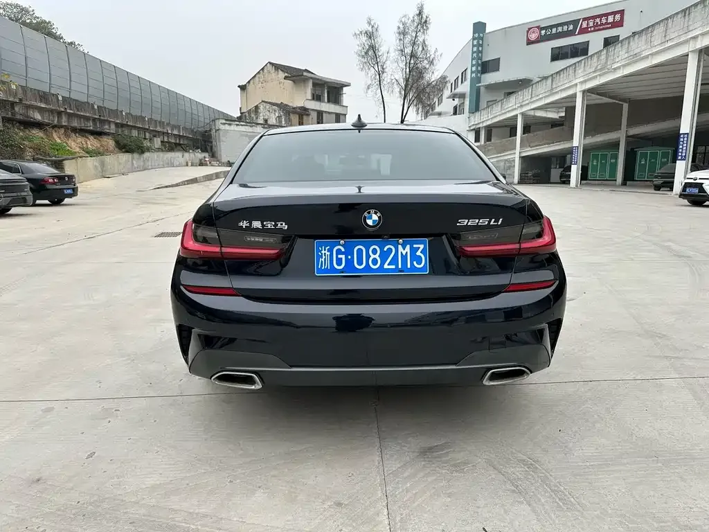 BMW 3 Series 2022 из CN, фото 4
