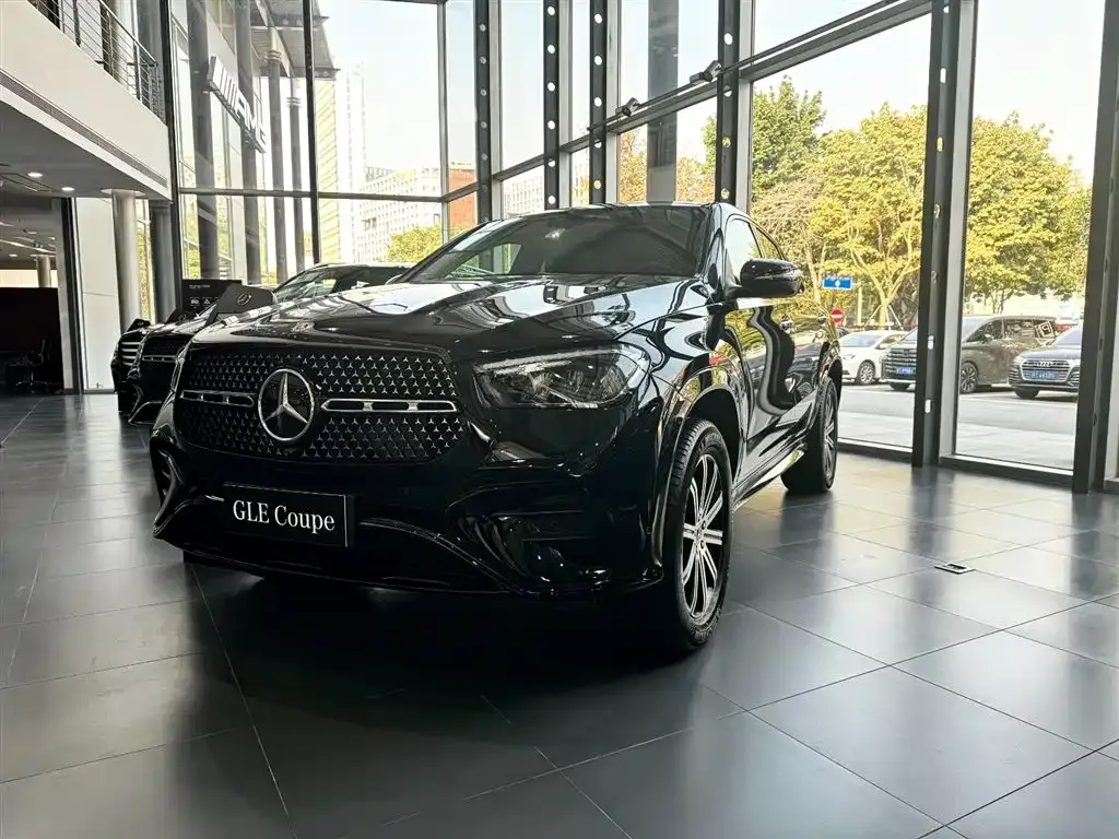 Mercedes-Benz GLE Coupe 2026 из CN, фото 1