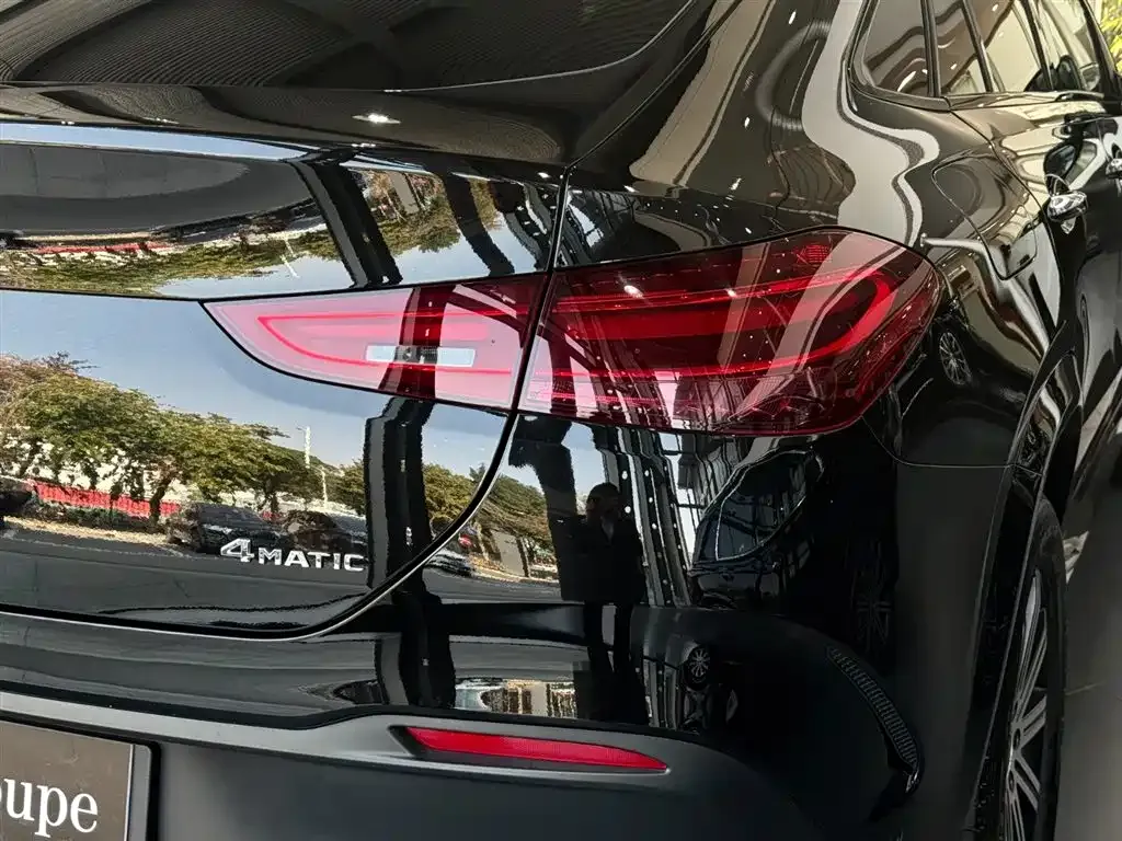 Mercedes-Benz GLE Coupe 2026 из CN, фото 3
