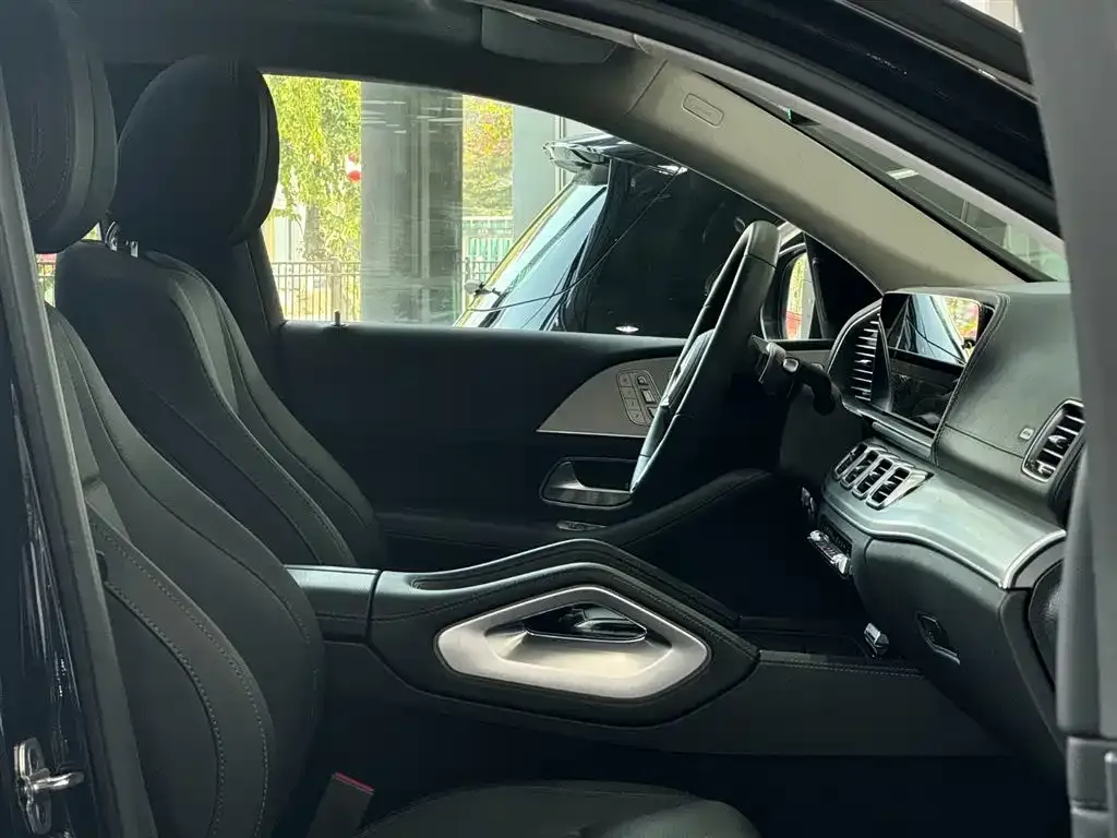 Mercedes-Benz GLE Coupe 2026 из CN, фото 6
