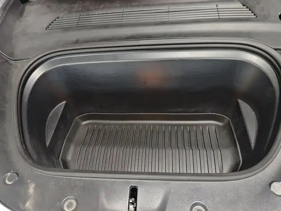 Tesla Model Y 2023 из CN, фото 3