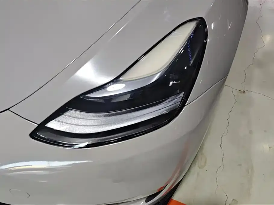 Tesla Model Y 2023 из CN, фото 2
