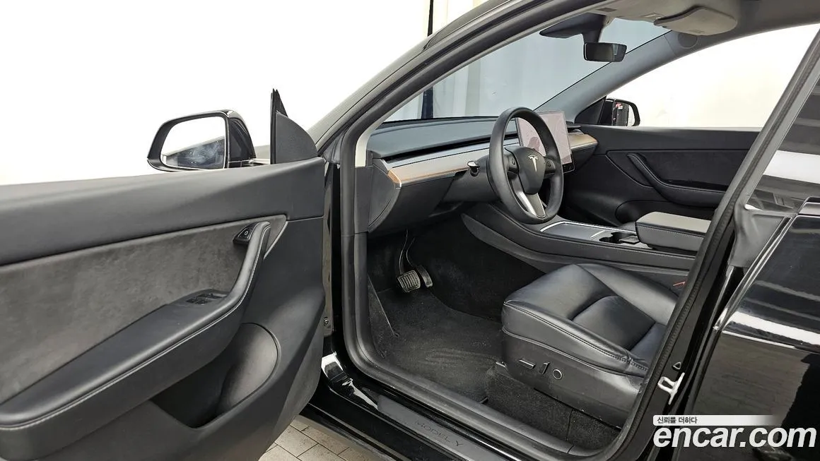 Tesla Model Y 2021 из KR, фото 8