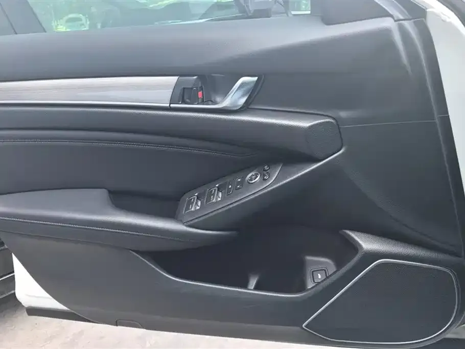 Honda Accord 2021 из CN, фото 5