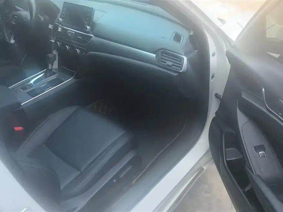 Honda Accord 2021 из CN, фото 10