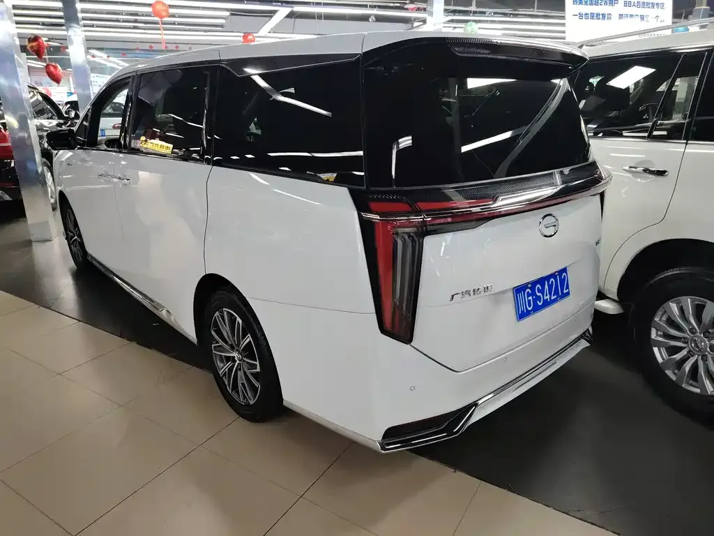 GAC Motor Trumpchi M8 — фото 8