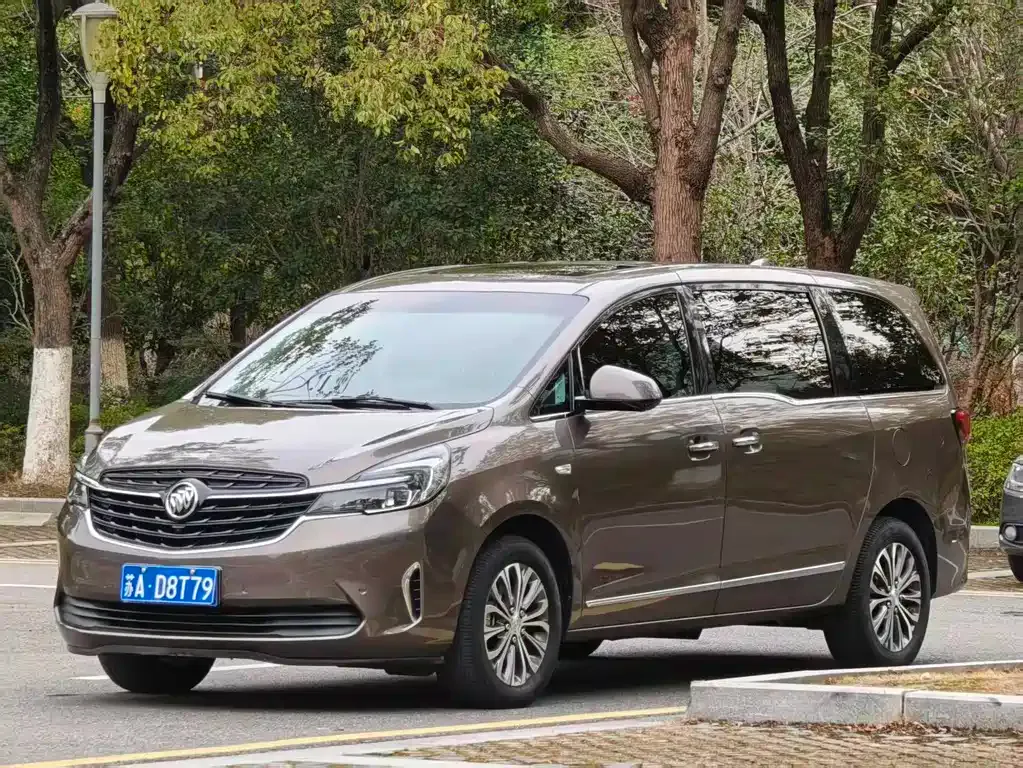Buick GL8 2022 из CN, фото 1