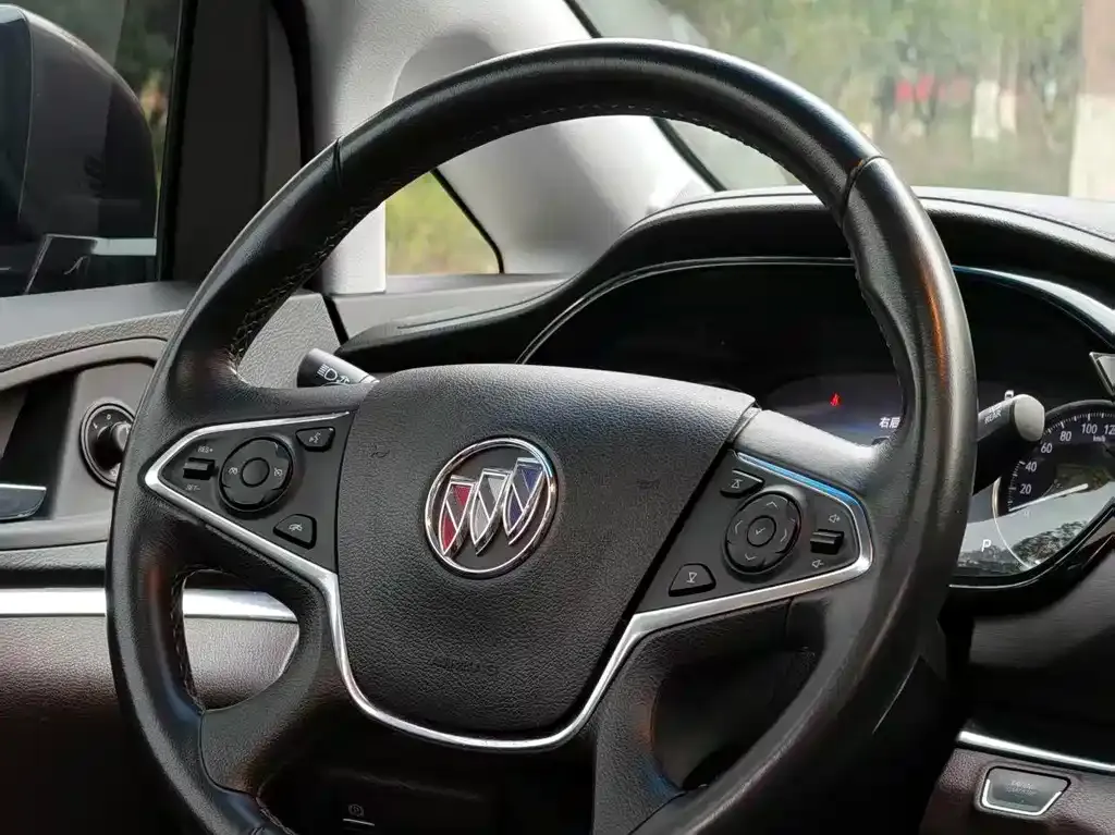 Buick GL8 2022 из CN, фото 4