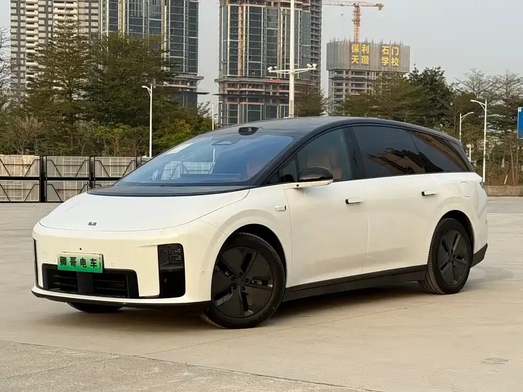 Li Auto i8 2025 из CN, фото 1