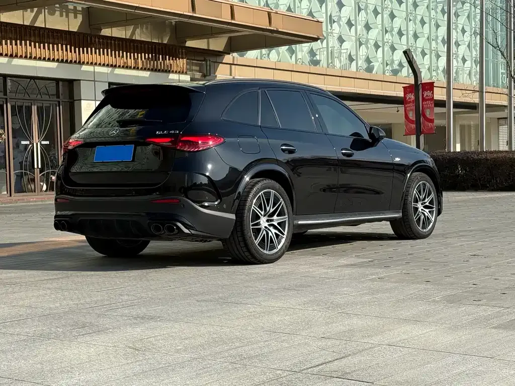 Mercedes-Benz GLC AMG — фото 3