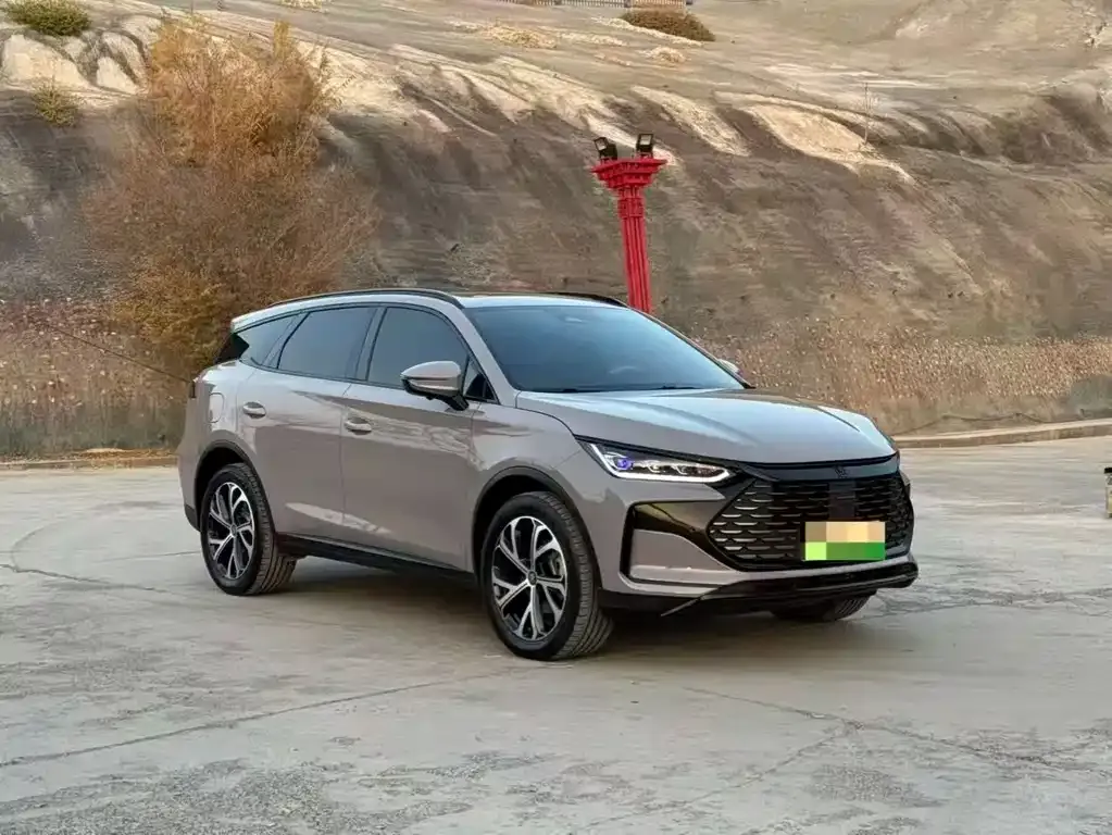BYD Tang New Energy — фото 1