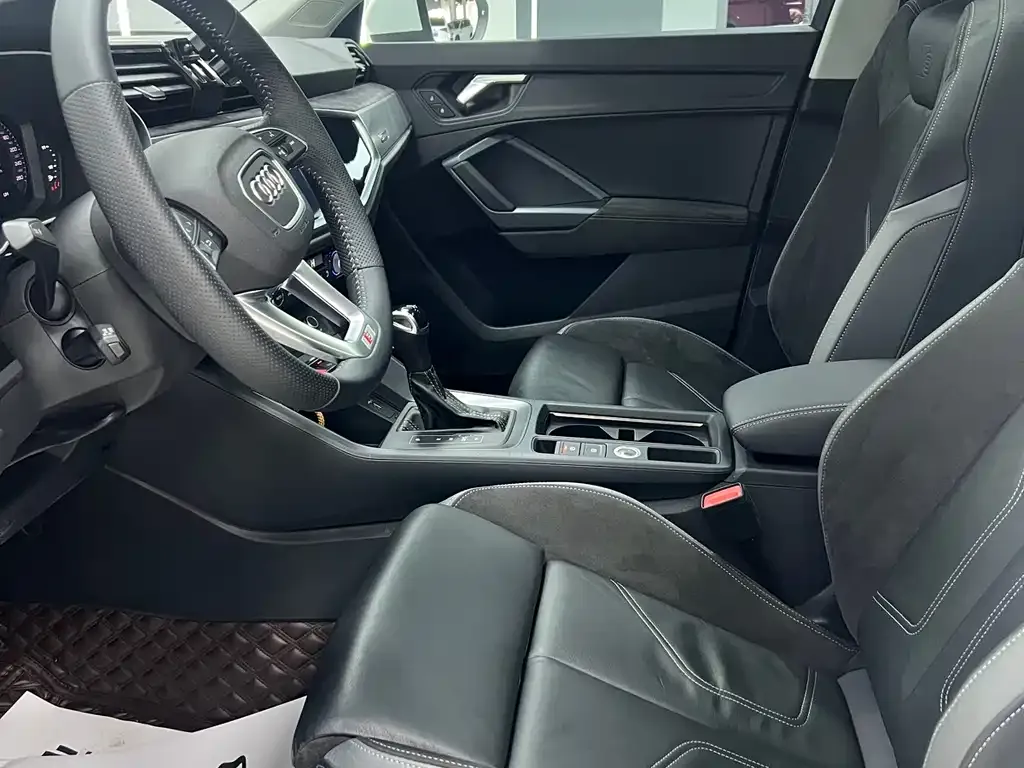 Audi Q3 Sportback 2021 из CN, фото 4