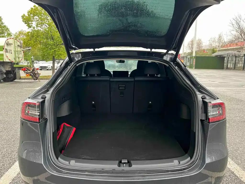 Tesla Model Y 2022 из CN, фото 10