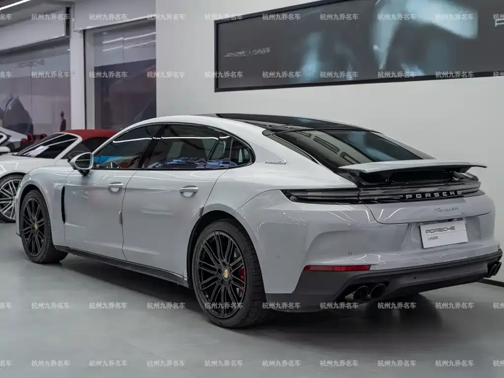 Porsche Panamera 2025 из CN, фото 5