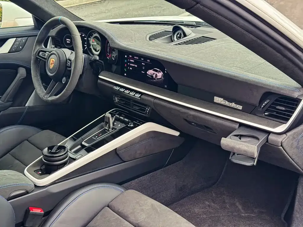 Porsche 911 2024 из CN, фото 2