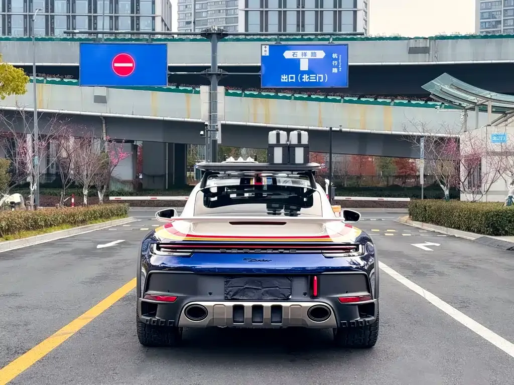 Porsche 911 2024 из CN, фото 8