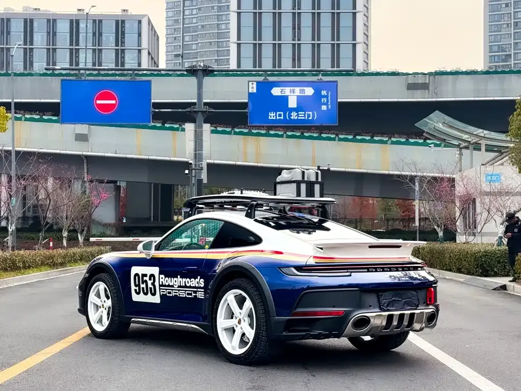 Porsche 911 2024 из CN, фото 3